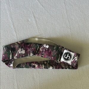 Urban Outfitters Camouflage Headband